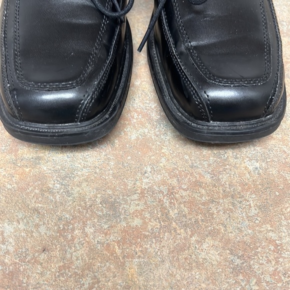 Men’s Black dress shoes - Picture 5 of 7